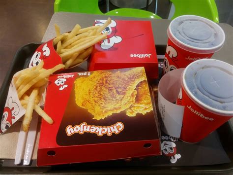 รีวิว Jollibee Novena Square 2.